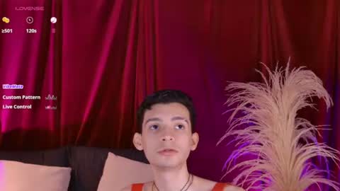 Juan Ferrer online show from June 2026 02:06:02 PM