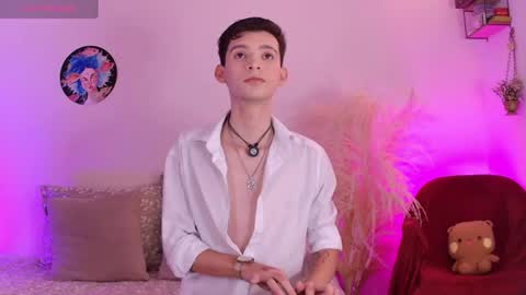 Juan Ferrer online show from July 2026 01:57:01 PM