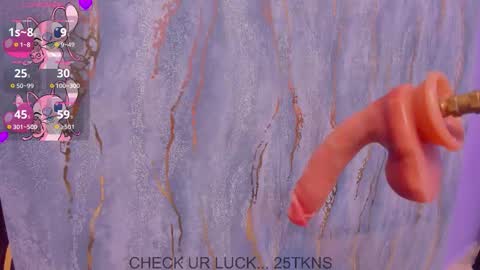 little_valentinaa online show from December 2025 11:59:02 AM