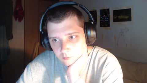 littlealien7 online show from November 2025 11:29:01 PM