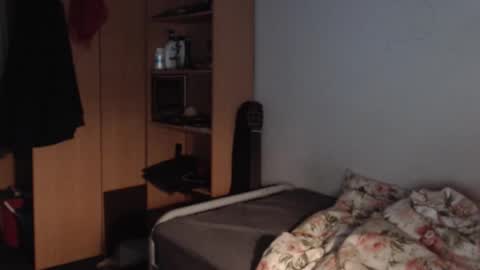 littlealien7 online show from February 2026 12:12:01 PM