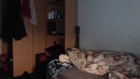 littlealien7 online show from June 2026 01:58:02 AM
