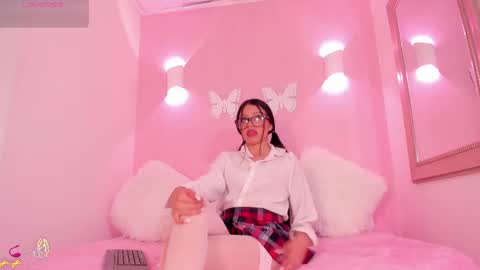 Ari online show from March 2025 06:59:02 PM