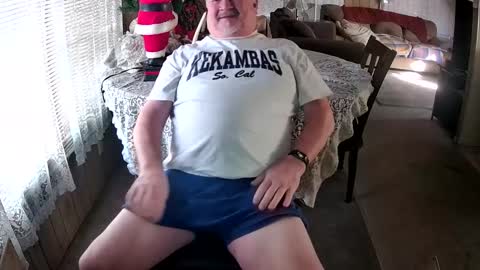 Snapshot of littled83057 chatting on December 2024 10:09:01 PM Littled83057 online show from December 2024 10:09:01 PM