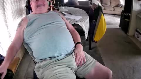 Littled83057 online show from December 2025 07:53:02 PM