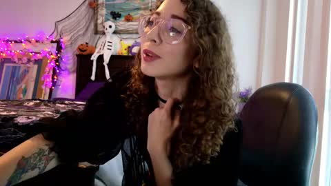Snapshot of littledeathtrap chatting on September 2025 08:14:01 PM littledeathtrap online show from September 2025 08:14:01 PM