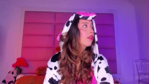 littlee_emma_ online show from January 2026 03:55:01 AM