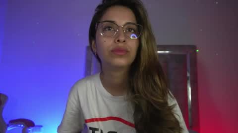Snapshot of littlee_emma_ chatting on July 2026 01:34:01 AM littlee_emma_ online show from July 2026 01:34:01 AM