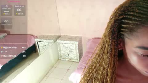 Tania  online show from October 2025 08:02:02 PM