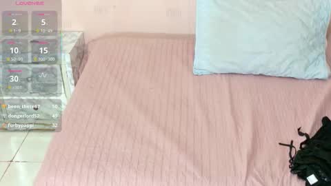 Tania  online show from November 2025 07:58:01 PM