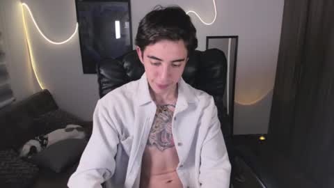 Snapshot of littleferxxo chatting on January 2025 07:20:02 AM Ferxxo online show from January 2025 07:20:02 AM