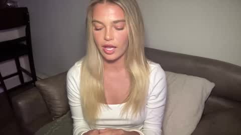 Snapshot of littlemaryjane19 chatting on December 2024 11:14:01 PM Marciabrady online show from December 2024 11:14:01 PM