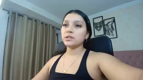 Sarahs Room online show from November 2025 09:03:02 PM