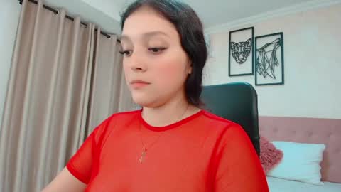 Snapshot of littlemolly_pregnant chatting on May 2026 01:12:01 AM Sarahs Room online show from May 2026 01:12:01 AM
