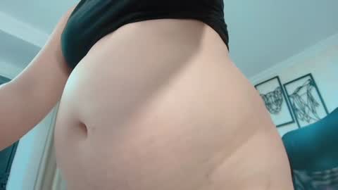 Snapshot of littlemolly_pregnant chatting on June 2026 12:54:02 AM Sarahs Room online show from June 2026 12:54:02 AM