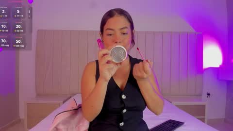 im olivia IG littleolivia01 online show from January 2026 01:26:01 PM