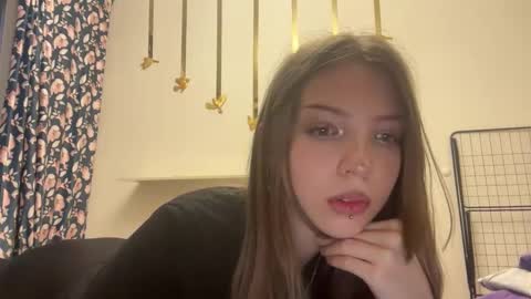 littleprincess3000 online show from April 2026 02:47:02 PM