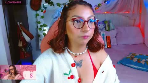 Snapshot of littlerouse_ chatting on July 2026 07:03:01 AM Ruby Rouse online show from July 2026 07:03:01 AM