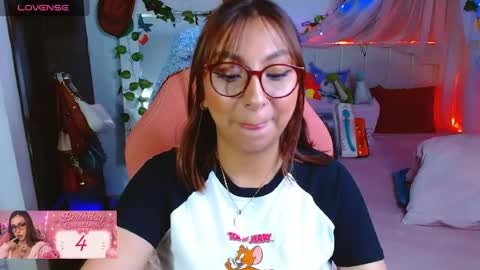 Snapshot of littlerouse_ chatting on July 2026 07:45:02 AM Ruby Rouse online show from July 2026 07:45:02 AM