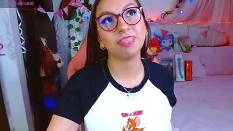 Snapshot of littlerouse_ chatting on July 2026 08:45:02 AM Ruby Rouse online show from July 2026 08:45:02 AM