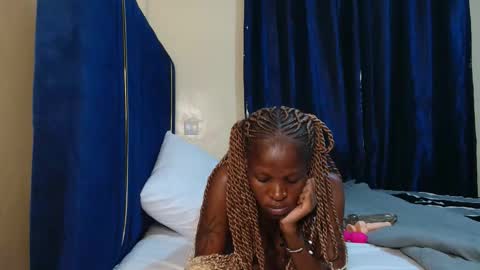 Littleshy baby17 online show from March 2026 04:33:01 PM