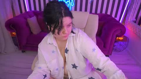 Snapshot of littleshyy chatting on June 2026 12:53:02 PM Masha online show from June 2026 12:53:02 PM