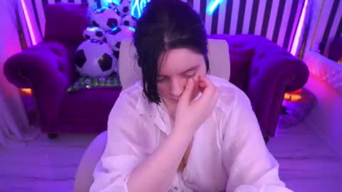 Snapshot of littleshyy chatting on July 2026 12:31:02 PM Masha online show from July 2026 12:31:02 PM