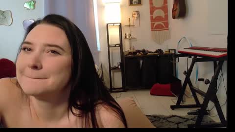 Eliza online show from October 2025 12:39:02 PM