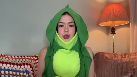 Snapshot of littlesugarpea chatting on January 2025 12:17:02 AM Little Sugar Pea online show from January 2025 12:17:02 AM