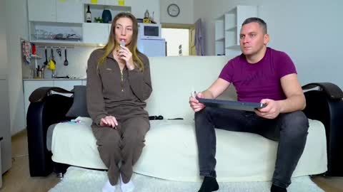 Little Tifany online show from November 2025 11:49:01 AM