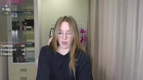 Eliana online show from March 2025 12:11:02 PM