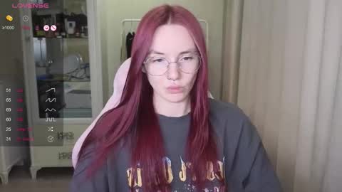 Eliana online show from September 2025 11:01:01 AM