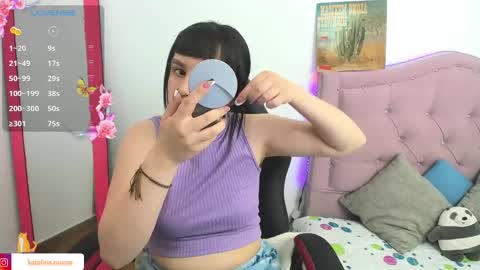 Snapshot of liv_rosse chatting on February 2025 10:47:02 PM Katalina Novoa. online show from February 2025 10:47:02 PM