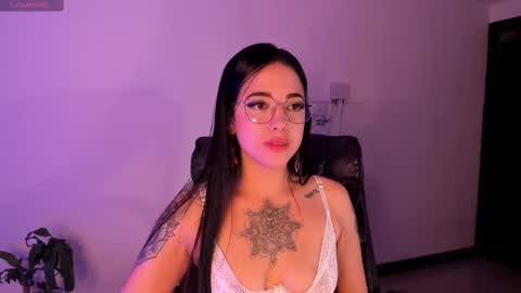 Vanessa online show from February 2025 04:54:01 AM