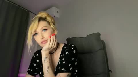 Liya Ray online show from September 2025 04:34:02 PM