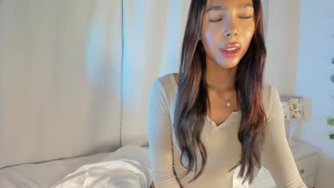 Liz Grant online show from October 2025 10:56:02 PM