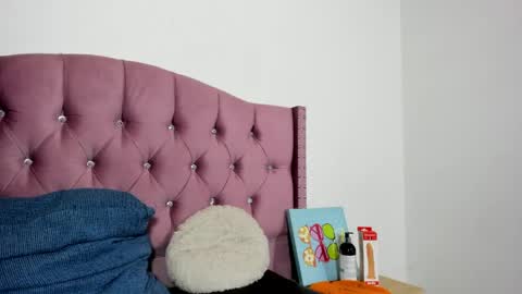 liz_grettel online show from April 2026 09:39:33 PM