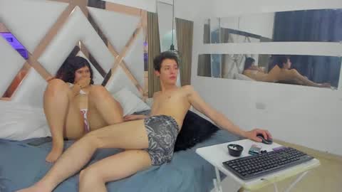 Snapshot of lizanddante chatting on December 2024 11:12:02 PM Liz and Dante online show from December 2024 11:12:02 PM