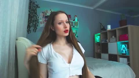 Lisa online show from November 2025 07:35:02 AM