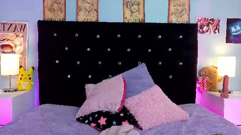 Lizz online show from July 2026 02:05:17 AM