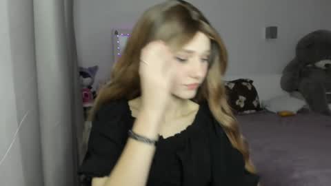 lizza_a online show from March 2026 06:55:01 PM