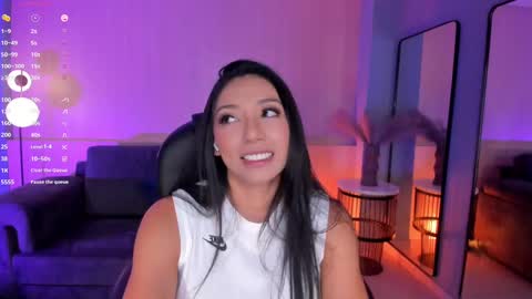 Lizzi  online show from March 2025 08:37:02 PM