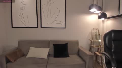 Lizzi  online show from February 2026 08:16:02 PM