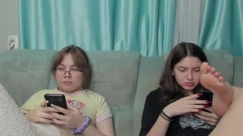 lizzi_muur online show from December 2024 08:05:02 PM