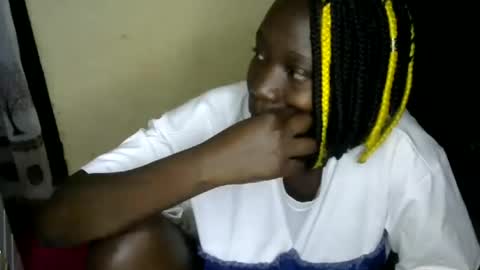 Snapshot of lizzie2020 chatting on June 2026 06:43:02 PM lizzie2020 online show from June 2026 06:43:02 PM