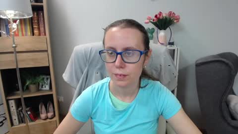 Lizzy online show from June 2026 04:24:01 AM