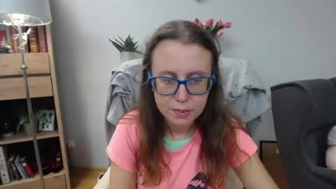 Snapshot of lizzy_sparkle chatting on July 2026 04:27:02 AM Lizzy online show from July 2026 04:27:02 AM
