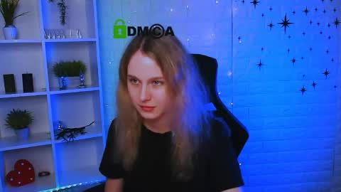 Snapshot of lizzy_sweety_purrr chatting on June 2026 11:21:01 AM lizzy_sweety_purrr online show from June 2026 11:21:01 AM
