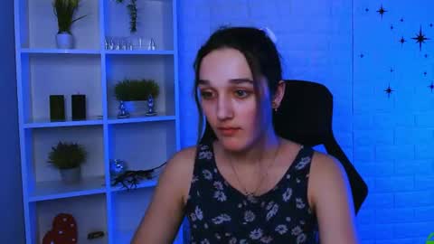 Snapshot of lizzy_sweety_purrr chatting on June 2026 09:52:01 AM lizzy_sweety_purrr online show from June 2026 09:52:01 AM