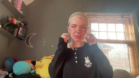 lizzybunny online show from February 2025 02:01:01 PM